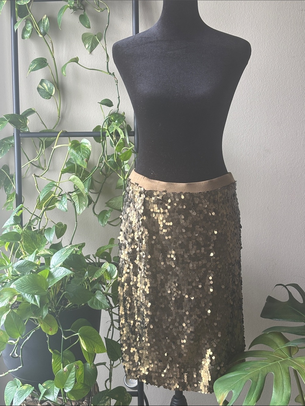 New York & Company Gold Sequin Pencil Skirt